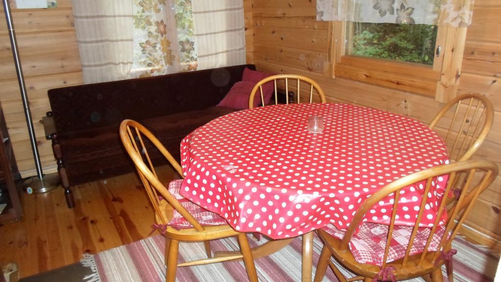 Pihlajamaeen Lomamoekit Vanhakyla 部屋 写真
